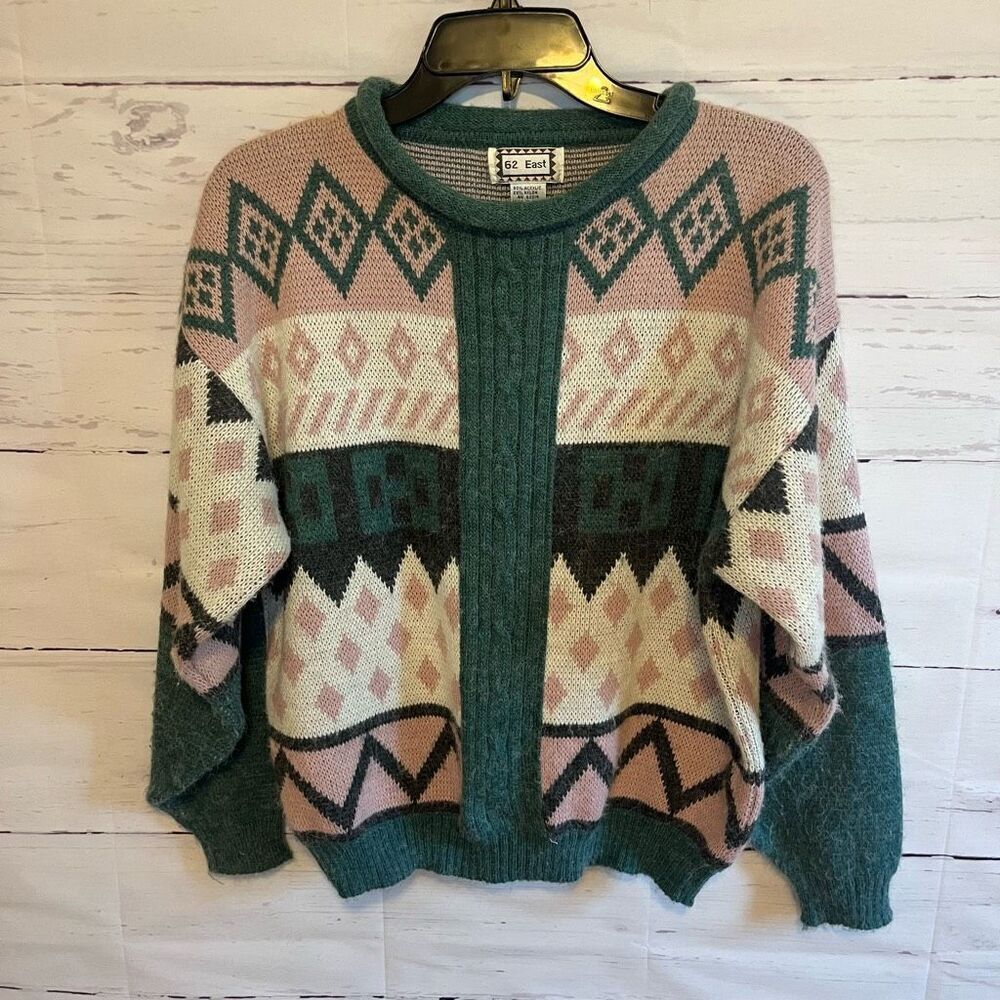 Vintage 62 East Geometric Pattern Rolled Neck Sweater Size Medium - Picture 6 of 7